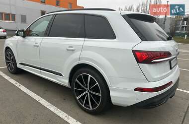 Audi Q7  2020