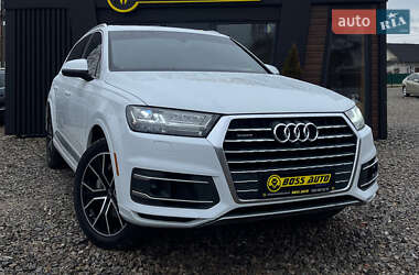 Audi Q7  2016
