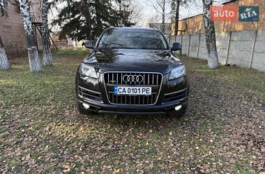 Audi Q7  2013