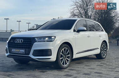 Audi Q7  2017