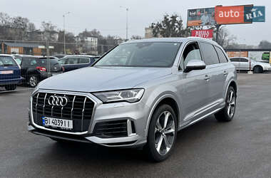 Audi Q7  2021