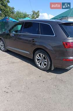 Внедорожник / Кроссовер Audi Q7 2016 в Новом Буге
