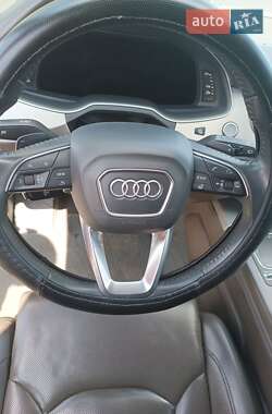Внедорожник / Кроссовер Audi Q7 2016 в Новом Буге