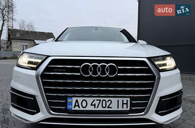 Audi Q7  2017