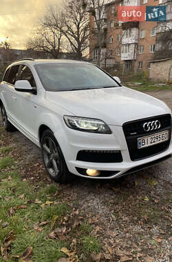 Audi Q7  2013