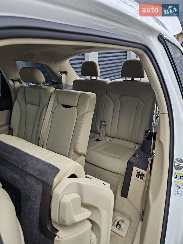 Позашляховик / Кросовер Audi Q7 2018 в Вінниці