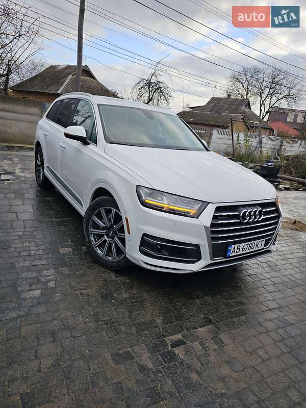 Позашляховик / Кросовер Audi Q7 2018 в Вінниці