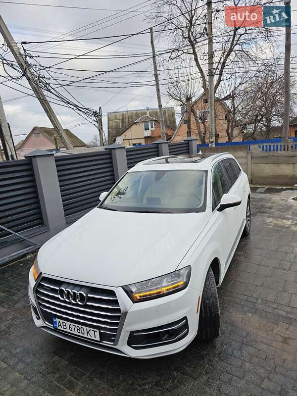 Позашляховик / Кросовер Audi Q7 2018 в Вінниці