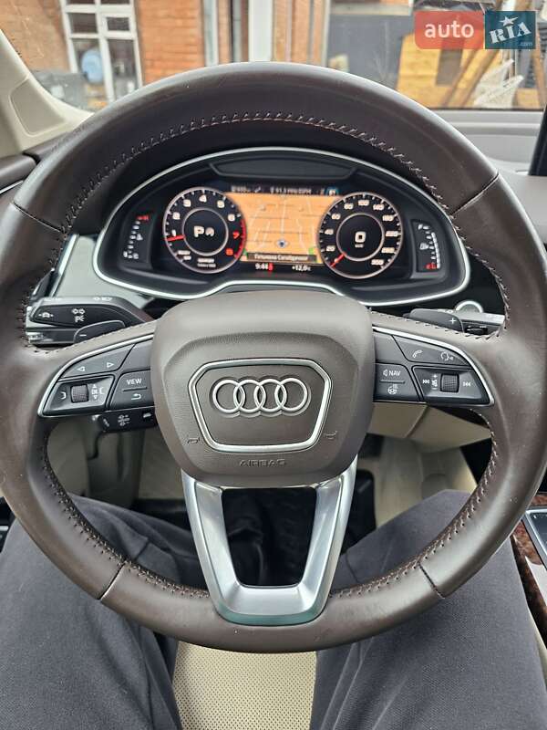 Позашляховик / Кросовер Audi Q7 2018 в Вінниці