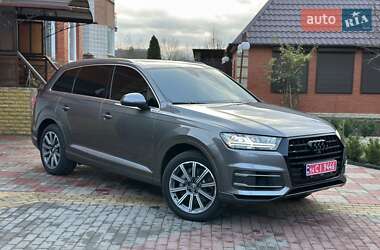Audi Q7  2017