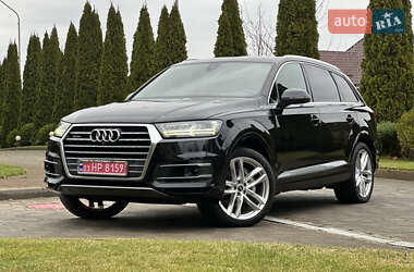 Audi Q7  2017