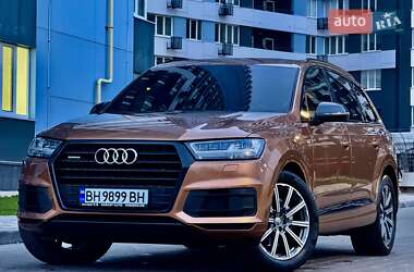 Audi Q7  2017