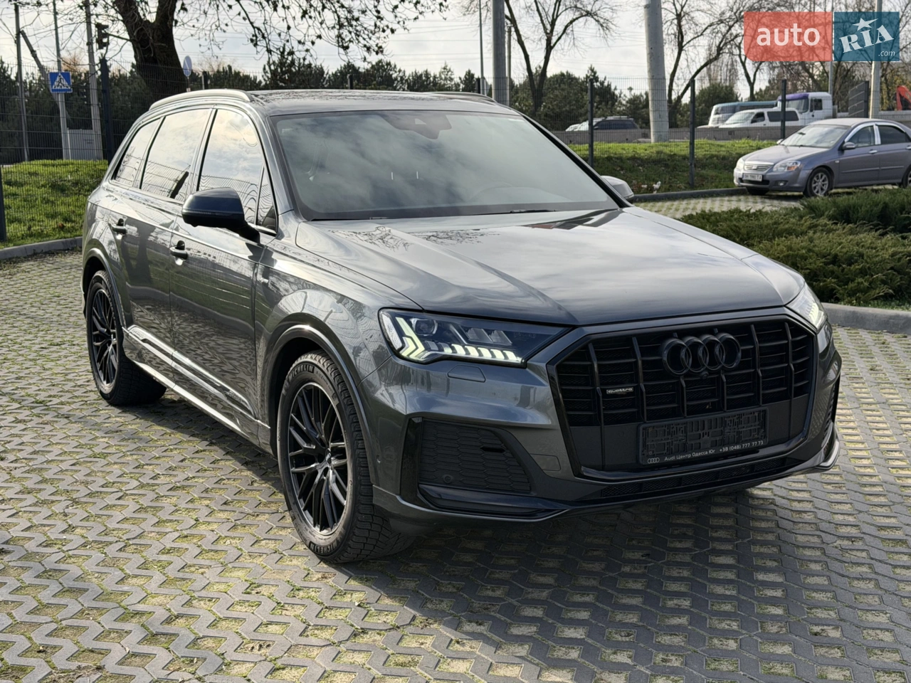 2020 Audi Q7 - фото 1