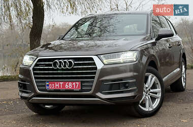 Audi Q7  2017