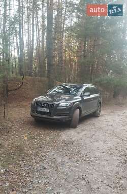 Audi Q7  2013