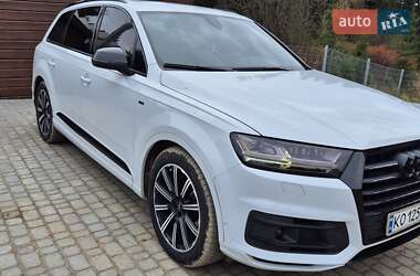 Audi Q7  2017