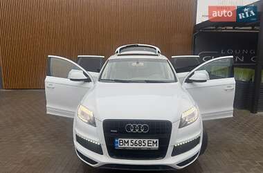 Audi Q7  2012