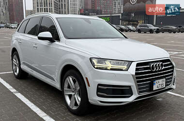 Audi Q7  2019