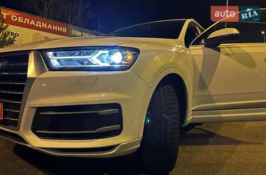 Audi Q7  2017