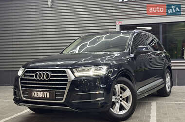 Audi Q7  2015