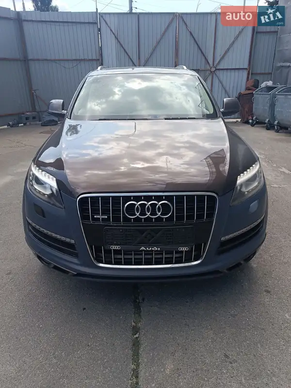 Audi Q7 2011