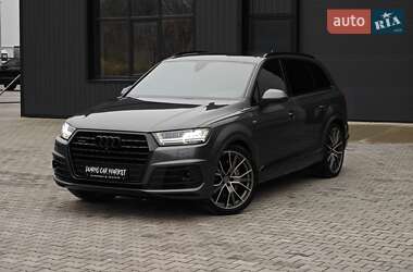 Audi Q7  2015