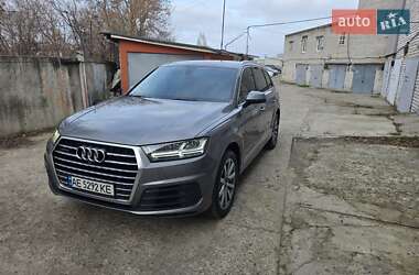 Audi Q7  2017