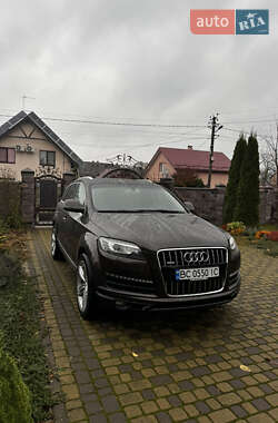 Audi Q7  2014