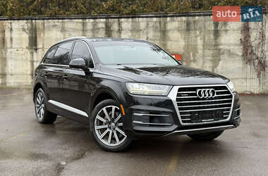 Audi Q7  2016