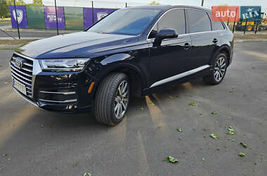Audi Q7  2017