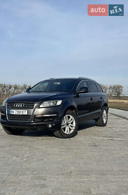 Audi Q7  2007