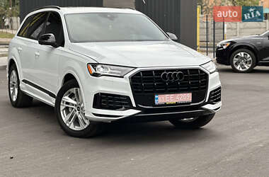 Audi Q7  2021