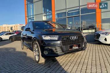 Audi Q7  2018