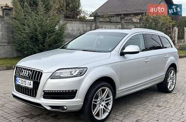 Audi Q7  2011