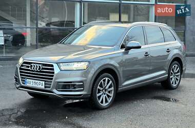 Audi Q7  2016