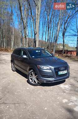 Audi Q7  2015