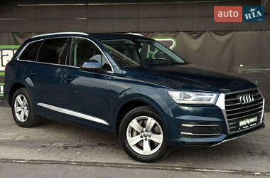 Audi Q7  2019