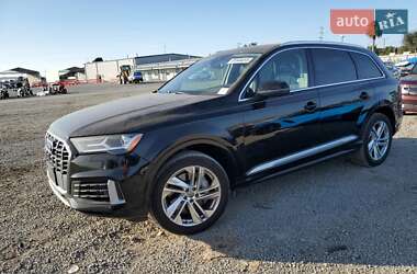 Audi Q7  2020