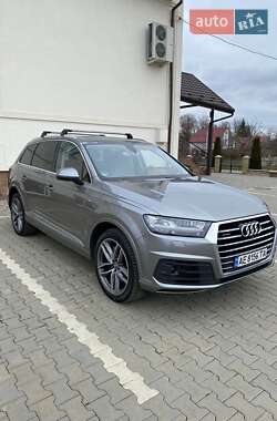 Audi Q7 2016