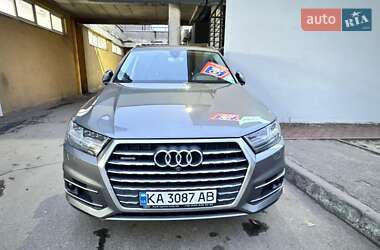 Audi Q7  2017