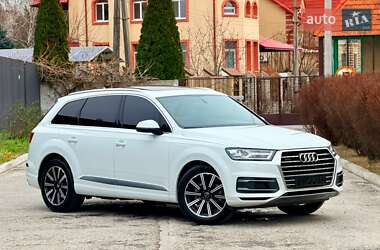 Audi Q7  2017