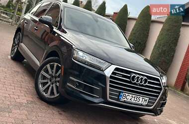 Audi Q7  2017