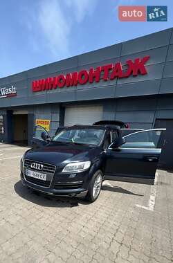 Audi Q7  2006