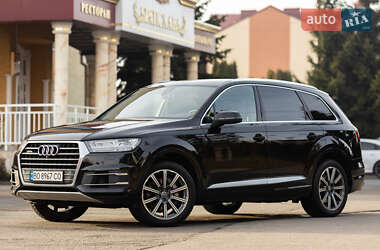 Audi Q7  2017