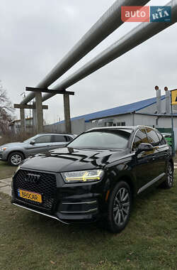 Audi Q7  2019