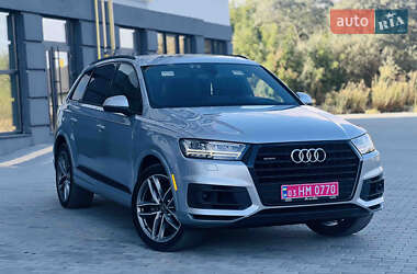 Audi Q7  2017