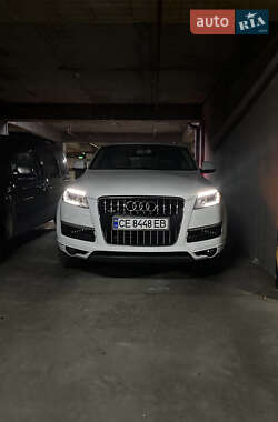Audi Q7  2015