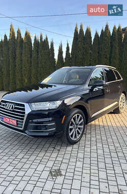 Audi Q7  2017