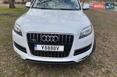 Audi Q7  2015