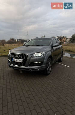 Audi Q7  2015